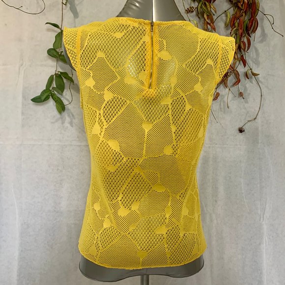 🔴 Dandelion Yellow Woven Blouse - Picture 3 of 8